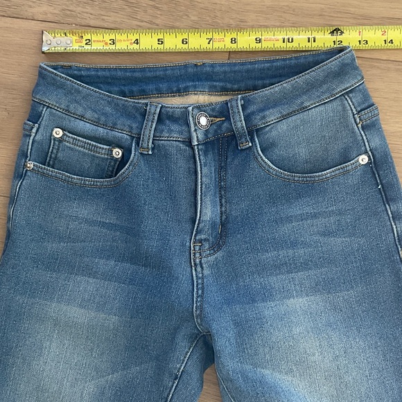 Fleece Lined Women's Skinny Jeans - Picture 5 of 10
